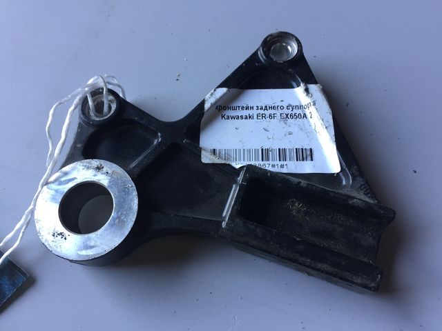 кронштейн заднего суппорта Kawasaki ER-6F EX650A 2007г., б/у