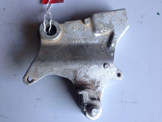 кронштейн заднего суппорта Honda Xelvis 250 MC25 1994г., б/у