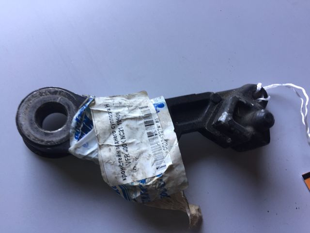 кронштейн заднего суппорта Honda VFR400K NC21 1990г., б/у