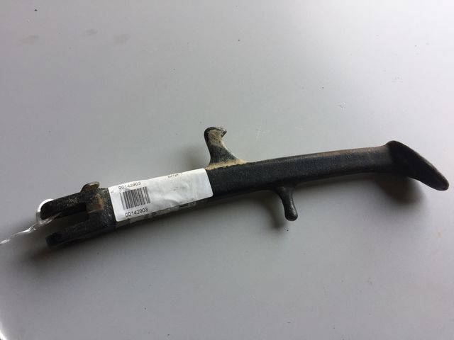 подножка боковая Kawasaki ZRX400 ZR400E 1995г., б/у