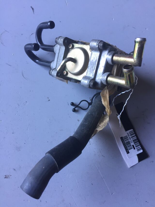 блок экологических ограничений Yamaha FZS1000 RN061 2002г., б/у