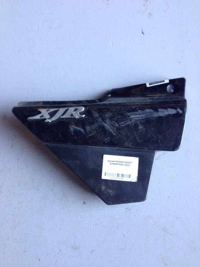 крышка боковая правая Yamaha XJR400R RH02J 2001г., б/у