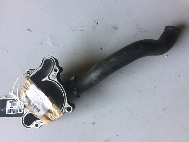 крышка помпы Suzuki TL1000 T501 1997г., б/у