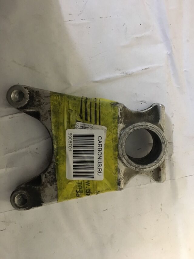 кронштейн заднего суппорта Yamaha YZF-R1 RN041 2000г., б/у