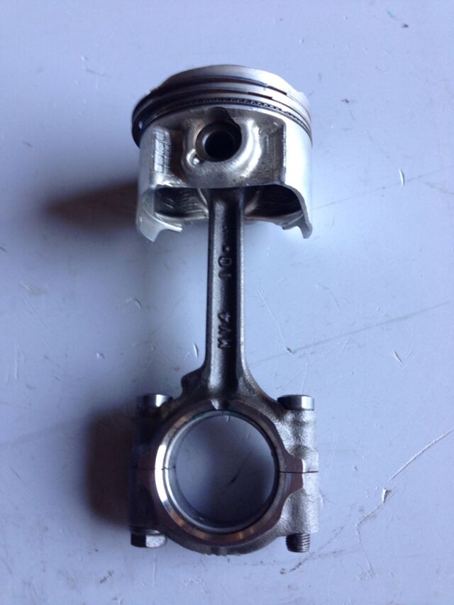 поршень с шатуном Honda CB-1 N623E 1990г., б/у
