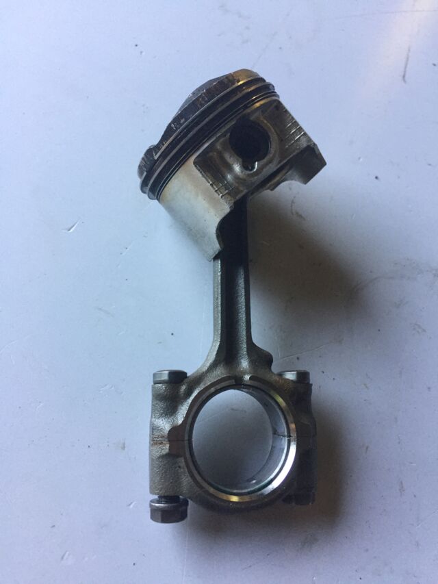 поршень с шатуном Honda CB-1 N623E 1990г., б/у