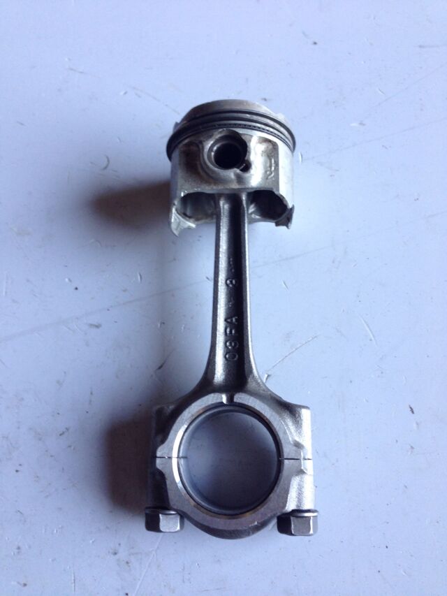 поршень с шатуном Suzuki GSX600F K717 GR78A 1992г., б/у
