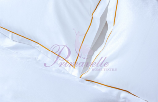 сатин-жаккард с отделкой Baratto золото, размер 2 сп  (52x74)