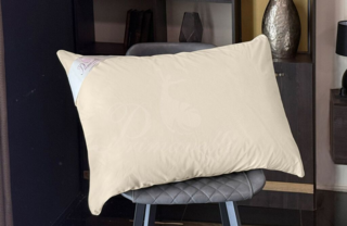 Подушка Brigitta бежевая