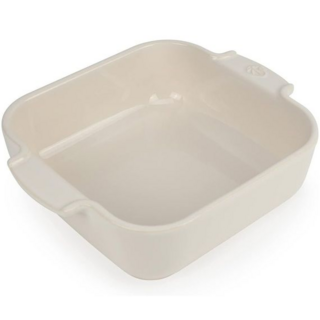 Peugeot ECRU - Квадратная форма для запекания  21см h=5,4см V=1,1л (внутр. размер 16,3см)