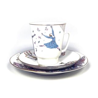 Трёхпредметный комплект рисунок Ромео и Джульетта серия Балет форма Майская, Императорский фарфоровый завод