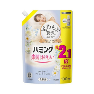 423146 KAO Humming Floral Bouquet Кондиционер-смягчитель для белья "Цветочный Букет", сменная упаковка с крышкой 1000мл. 1/6