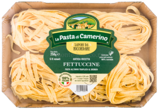 Макаронные изделия La Pasta di Camerino яичные Феттучине 250 г, картон.лоток, Италия