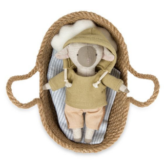 Барашек LUKNO Старший сын "Рой" в корзинке