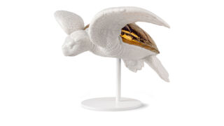 Фигурка Lladro Морская черепаха 24х33х19 см, фарфор, белая, медная