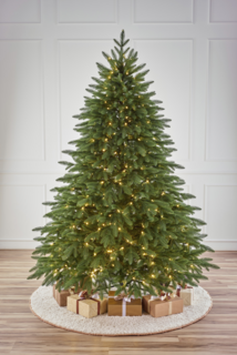 Ель литая Max Christmas с лампочками Романовская 2,4 м