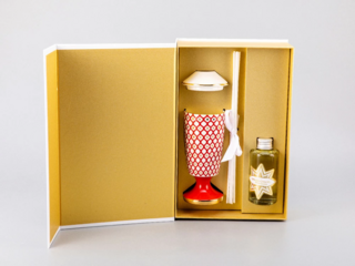 Подарочный набор Императорский фарфоровый завод - Аромадиффузор Скарлетт 1 аромат Пряная карамель