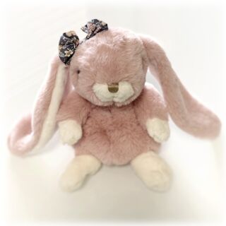 Заяц-девочка “Kaninа”, 15см (пастельно-малиновый)