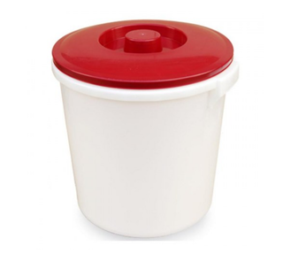 Бак пластмассовый  32л с крышкой пищевой (Иж)