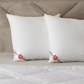 Подушка Kariguz Basic "Лебяжий пух Диамант", средняя, 50х68 см