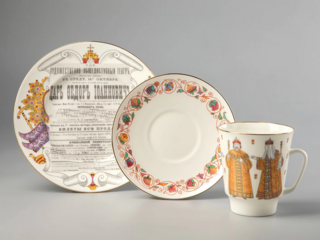 Трёхпредметный комплект Императорский фарфоровый завод, форма Майская, рисунок Царь Федор Иоаннович