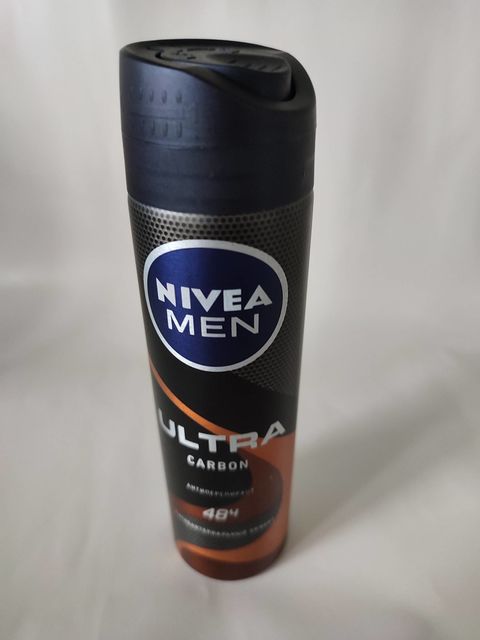 Дезодорант-спрей Nivea для мужчин Ультра Карбон, 150 мл