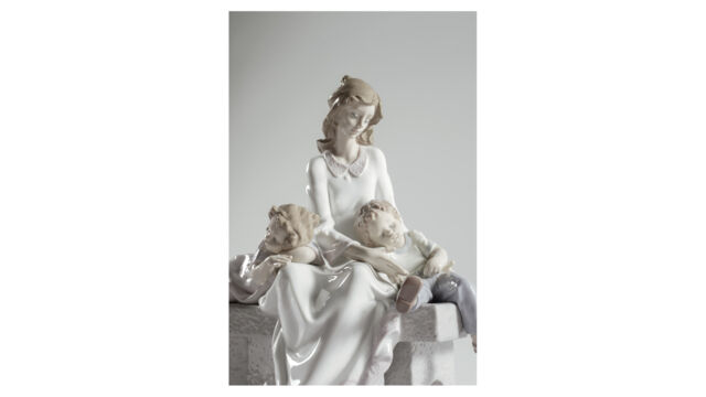 Фигурка Lladro Полуденный сон 24х13 см, фарфор