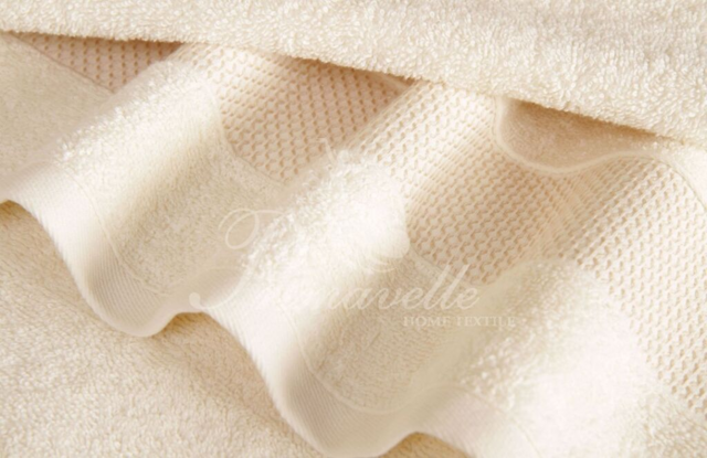 Riada кремовый 70х140