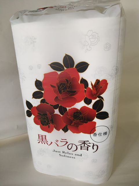 Парфюмированная туалетная бумага Shikoku Just Relax and Softness Black Rose двухслойная, с элегантным ароматом черной розы, 30м, 12 рулонов