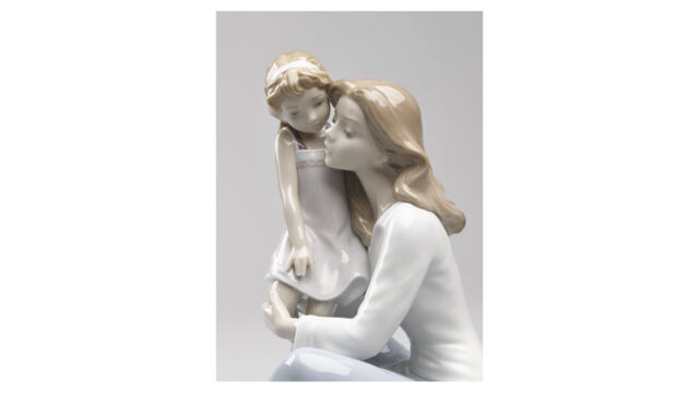 Фигурка Lladro Мамина дочка 27x22 см, фарфор