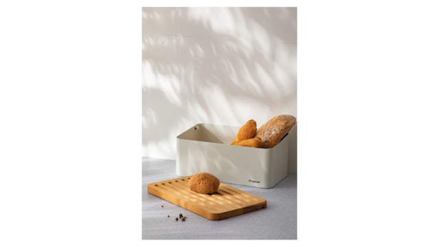 Хлебница с крышкой-доской Legnoart Crispy 40х20,5х17,5 см, крышка из дуба, металл, белая
