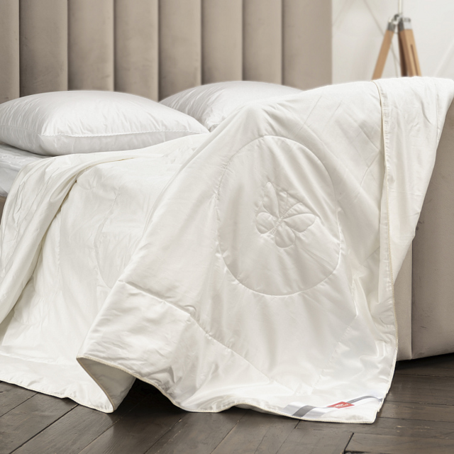Одеяло стеганое всесезонное Kariguz «Pure Silk/Чистый Шелк», 340 г/м2, 150х200 см