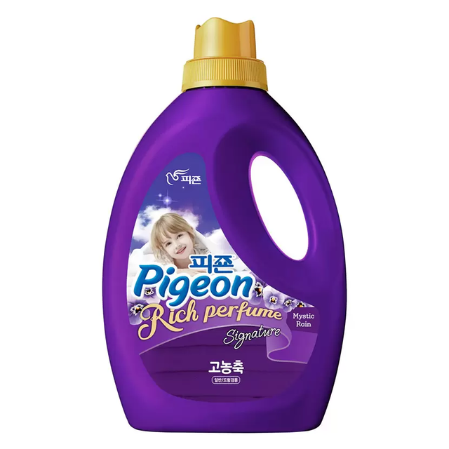 Кондиционер для белья Pigeon Rich Perfume Signature с ароматом «Тайны дождя», 2 л