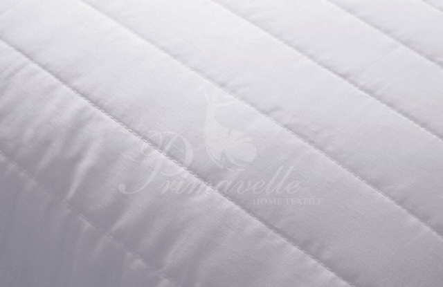 Чехол на подушку стеганый на молнии