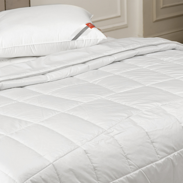 Одеяло стеганое летнее Kariguz «Bellagio/Белладжо», легкое, 150 г/м2, 200х220 см