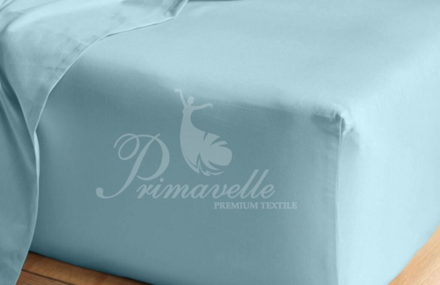 Простыня хлопковая голубая на резинке, размер 140х200