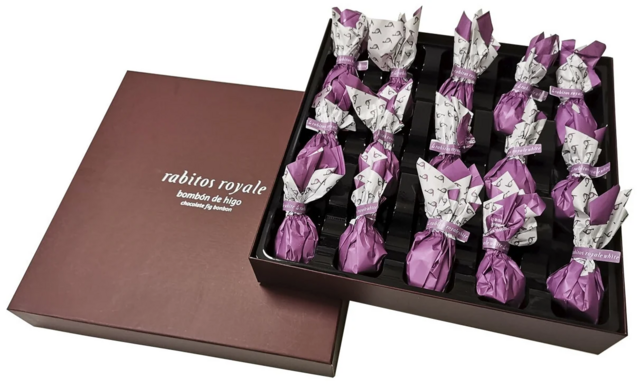 Rabitos Royale Инжир с трюфельным кремом и клубникой в белом шоколаде №15 (Rabitos royale white 265 g)