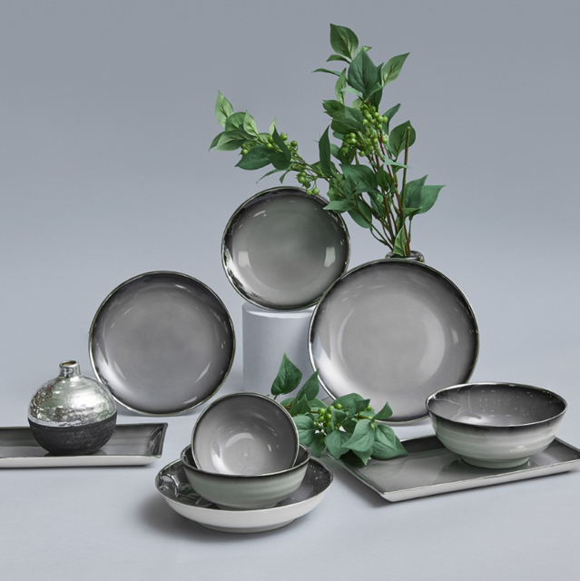 13713 FISSMAN Тарелка ELEGANTE GRAY 23см (фарфор)