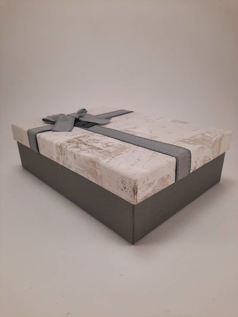 Подарочная коробка  GBOX-R60/2,  26х19х8см.