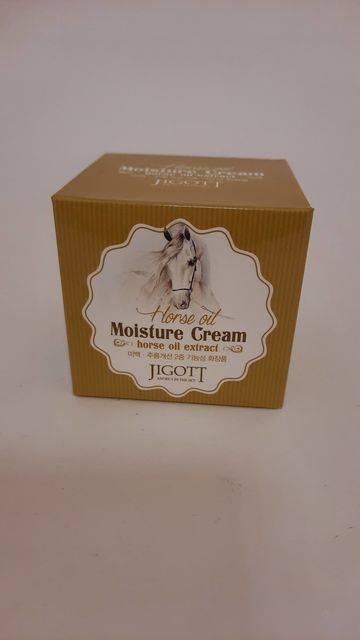 Увлажняющий крем JIGOTT Horse Oil Moisture Cream с лошадиным маслом, 70 мл