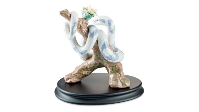 Фигурка Lladro Змея 18х19 см, фарфор, белая