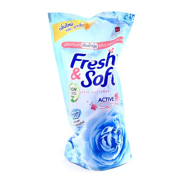 Кондиционер для белья LION THAILAND Fresh&Soft парфюмированный Утренний поцелуй, 600мл