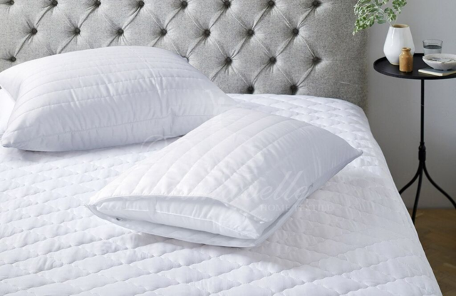 Чехол на подушку стеганый на молнии