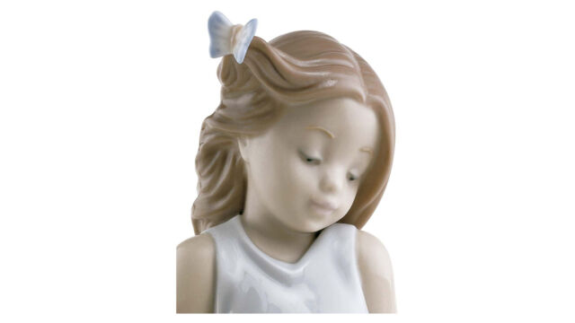 Фигурка Lladro Подружка мотыльков 8х21 см, фарфор