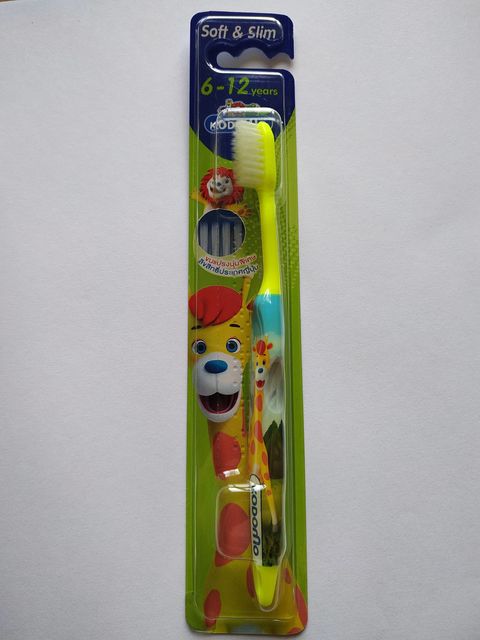Зубная щётка Lion Thailand Kodomo для детей от 6 до 12 лет