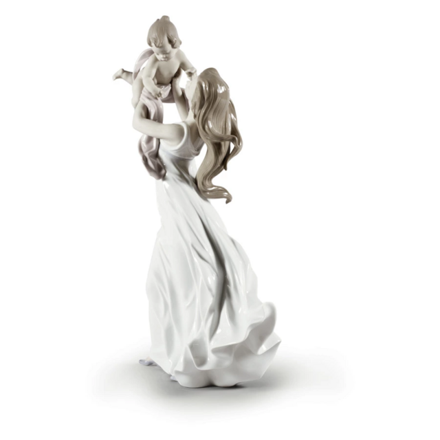 Фигурка Lladro Моя маленькая радость 29x46 см