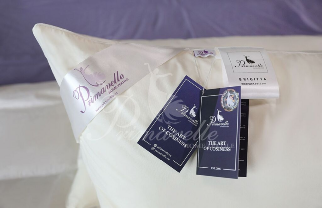 Подушка Brigitta бежевая