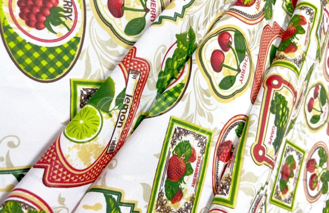 Скатерть жаккардовая Фрукты с печатным рисунком, размер 140x180