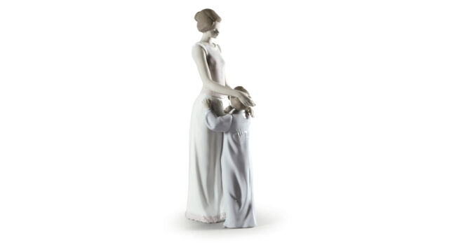 Фигурка Lladro Мамина дочка 16x36 см, фарфор