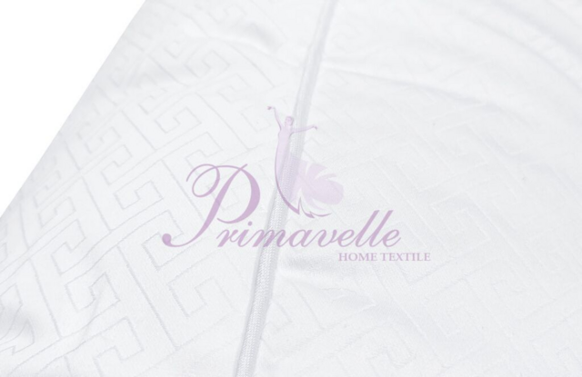 Подушка Silk в сатине-жаккарде